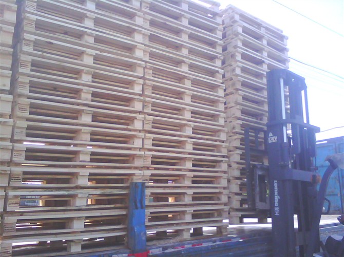 �b܇(ch��)�F(xi��n)��(ch��ng)1200*1200ľ�бP(p��n)